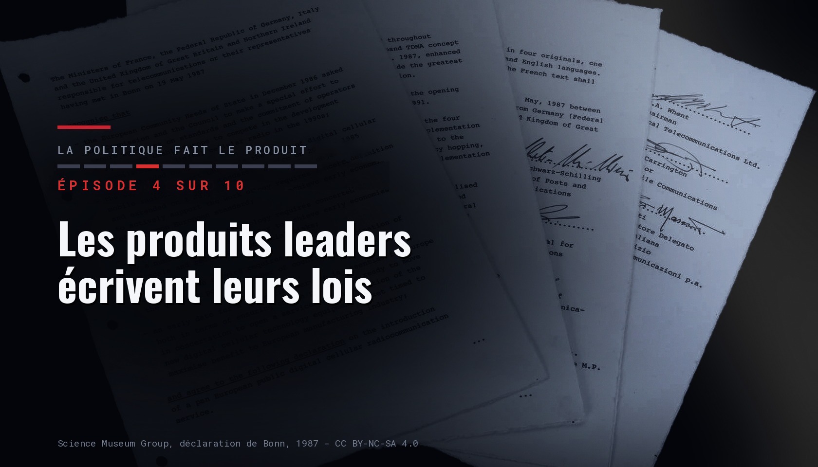 Carte de l épisode 4 sur dix de la série « La politique fait le produit », portant le titre « Les produits leaders ecrivent leurs lois » sur une photographie sombre